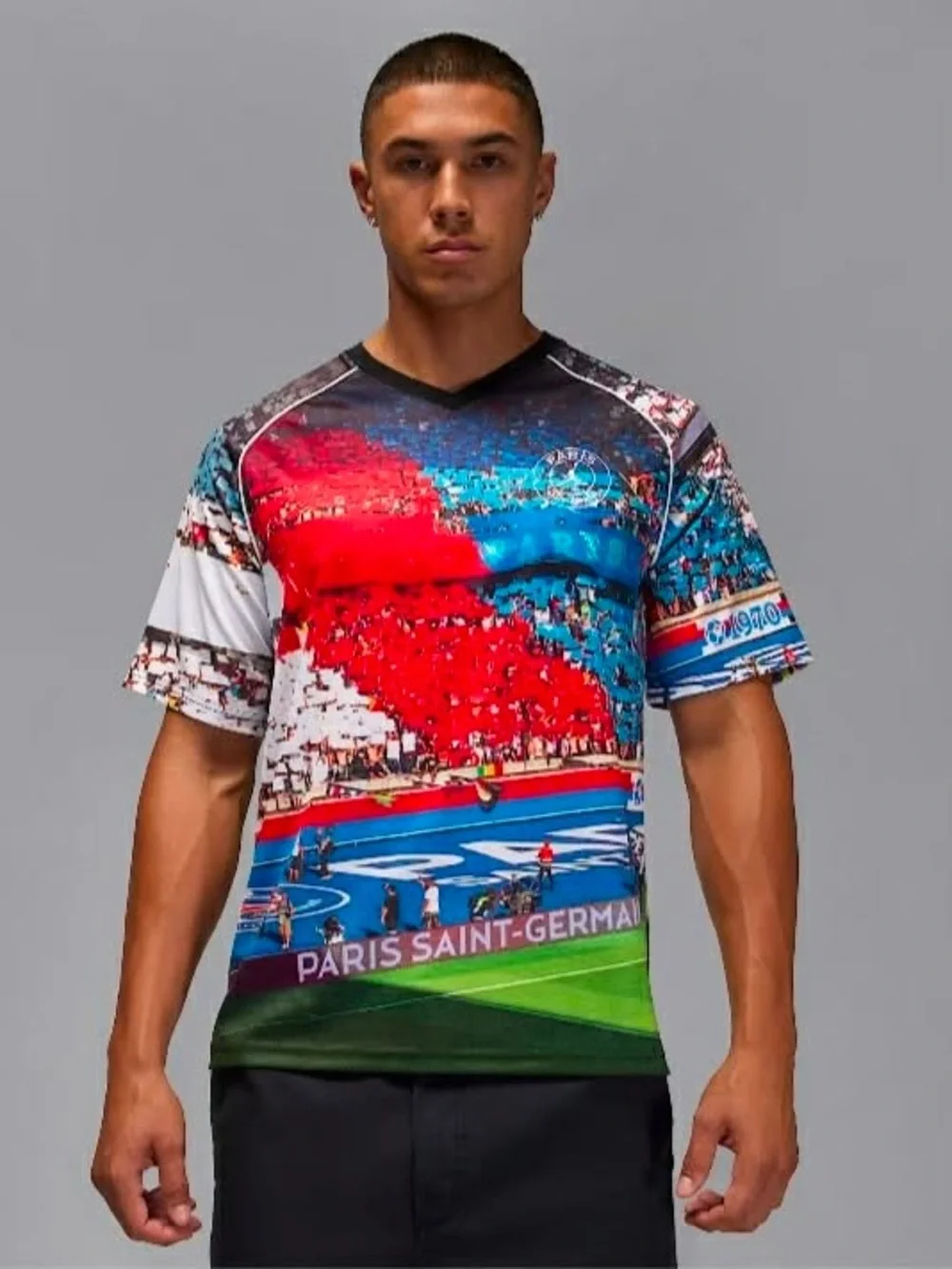 Jordan x PSG Graphic Slim-Fit Men's Jersey T-Shirt - Men's size MEDIUM